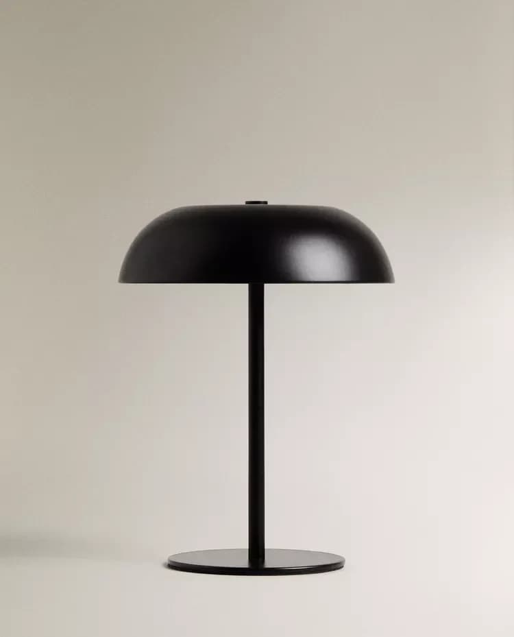 Lampu Meja Cendawan Logam Boleh Dicas Semula dengan Kawalan Sentuh