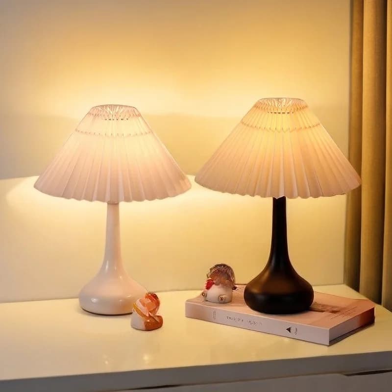 Lampu Meja USB Retro Lipat dengan Pencahayaan Dimmer 3 Warna